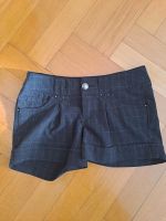 Schwarze Shorts, Größe 34 von Stradivarius Baden-Württemberg - Albstadt Vorschau