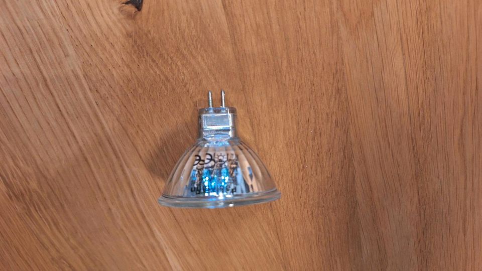 Halogen Spot Glühbirne 475lm 35 W GU5,3 12V in Itzehoe