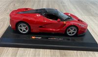 Burago Modellauto laferrari aperta rot 1:24 Niedersachsen - Burgwedel Vorschau