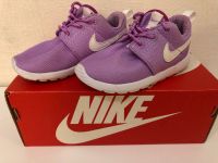 Nike Roshe One Gr 25 Kinderschuhe Mädchenschuhe Brandenburg - Eggersdorf Vorschau