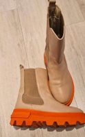 Boots Stiefeletten Gr. 38 Weite H  orange Sohle Bremen - Vegesack Vorschau