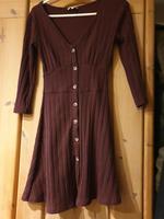 Kleid von Clockhouse XS bordeaux Düsseldorf - Eller Vorschau