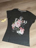 Primark kurzarm Shirt kurzärmelige Bluse Top Blumen Rosen Fleurs Kreis Ostholstein - Schönwalde Vorschau