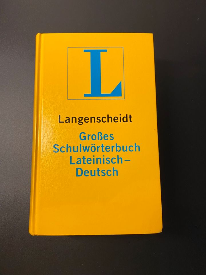 Großes Schulwörterbuch Latein Langenscheidt in Neu Ulm