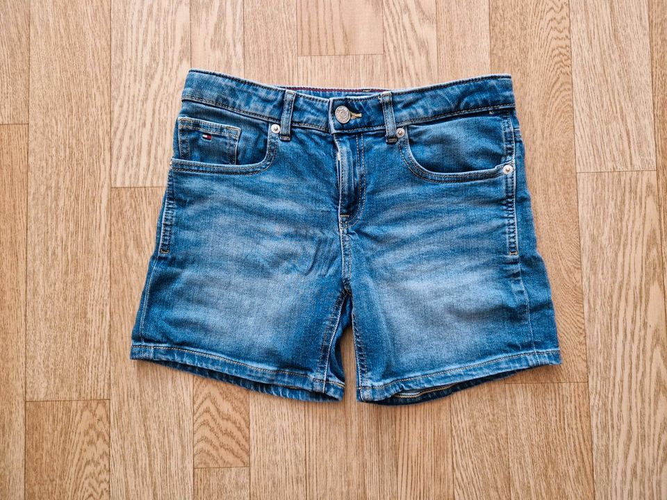 Tommy Hilfiger kurze Jeans Shorts Hose Gr. 164 für Mädchen in Rostock