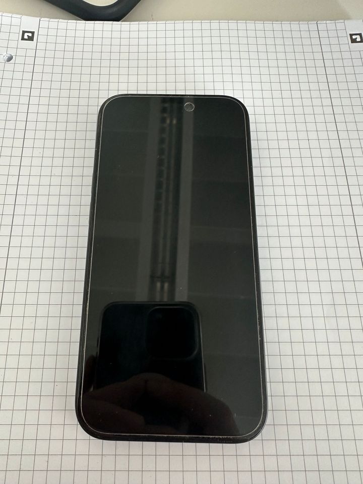 iPhone 15 schwarz 256 gb in Losheim am See