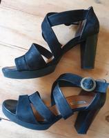 exklusive Plateaupumps Sandalen schwarz  7,5 Nordrhein-Westfalen - Siegburg Vorschau