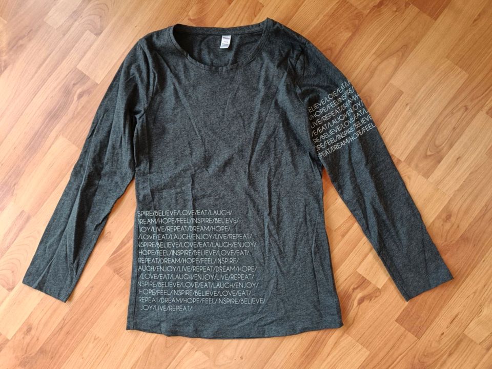 Mädchen Langarmshirt Gr. 170/176 grau mit Aufdruck in Himmelpforten