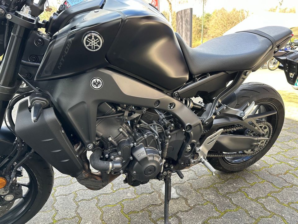 Yamaha MT-09 MT09 ABS LED TC 1 Hand in Hanau