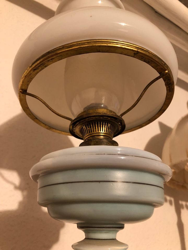 Petroleum Lampe antik - über 130 Jahre alt in Hannover