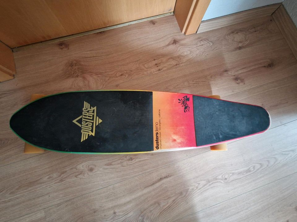 Longboard der Firma Dusters in Kamen