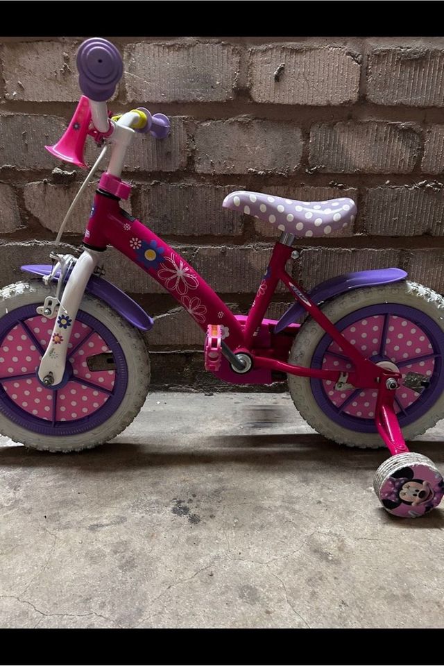 Minnie Mouse Kinderfahrrad in Hürth