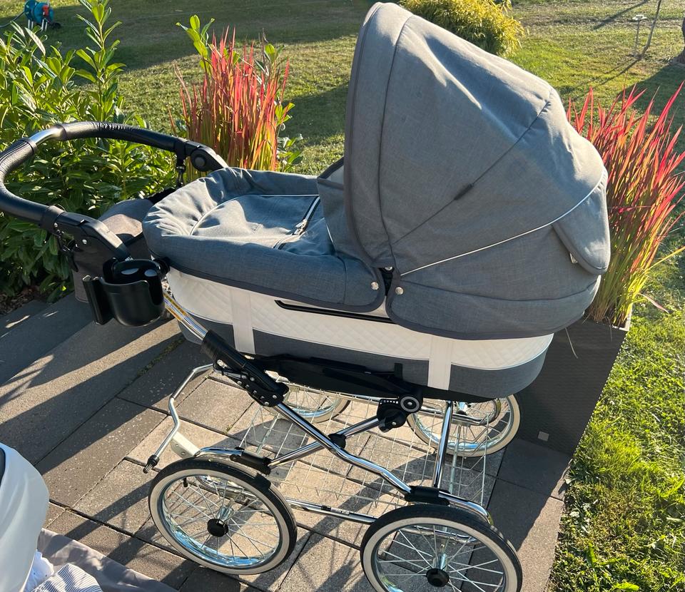 Emmaljunga Kombikinderwagen Kinderwagen Retro Vintage wie neu in Oberzissen