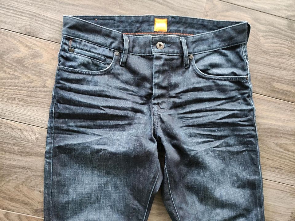 Hugo Boss Orange 24 Barcelona regular fit Jeans 31/32 top in  Nordrhein-Westfalen - Krefeld | eBay Kleinanzeigen ist jetzt Kleinanzeigen