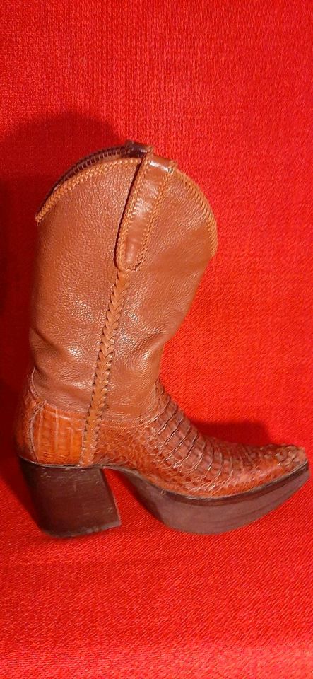 Alligator hornback Western Stiefel custom made in Berlin