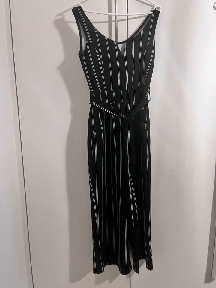 Toller Overall jumpsuit aiki keylook  schwarz gestreift Xs ne in Bad Neuenahr-Ahrweiler