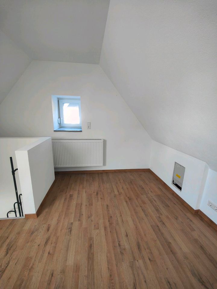 helle Dachgeschoss Maisonette Wohnung 2,5 Z Pfohren 78166 in Bräunlingen