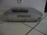 DVD Recorder Panasonic mit Ferbedienung DMR-E 20 Hessen - Obertshausen Vorschau