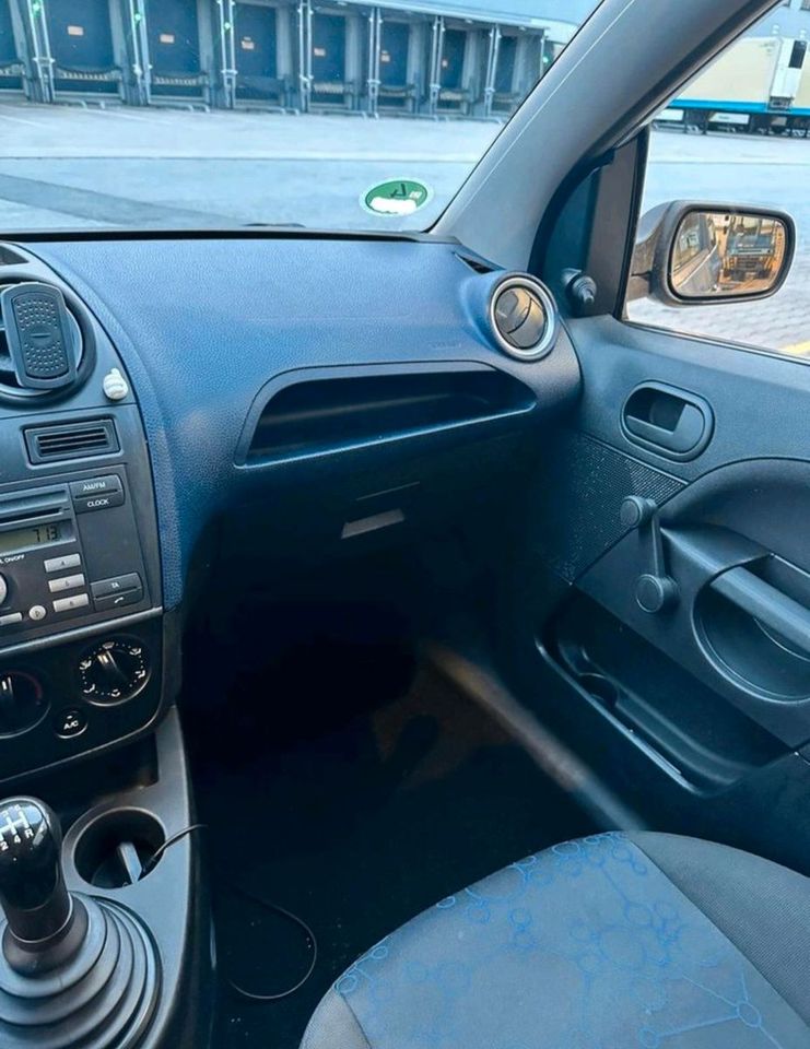 Ford Fiesta 1.3 44 kW - in Herne