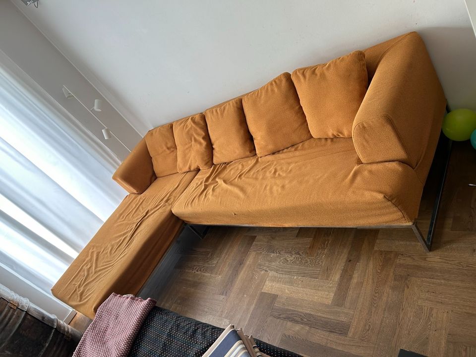 3 sitzer Sofa mit Recamiere Chaiselongue in Berlin