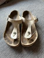 Birkenstock Gizeh Sandalen Zehenschuhe weiß matt Gr.40 Rheinland-Pfalz - Contwig Vorschau