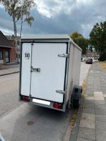 Kofferanhänger M 1350kg 100 km/h MIETEN Anhänger Transporter Nordrhein-Westfalen - Kaarst Vorschau