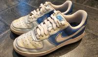 Wmns Air Force 1 low blau Gr.38 US7 XXV Auflösung Sneakersammlung Brandenburg - Schönefeld Vorschau