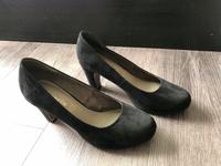 Tamaris Pumps Absatzschuh schwarz 8cm Niedersachsen - Seevetal Vorschau