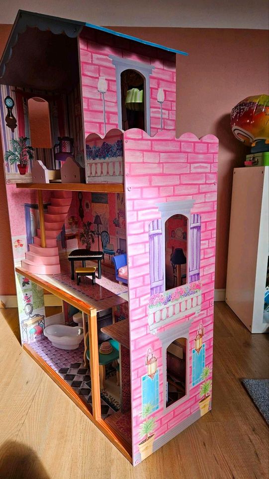 Kidkraft Barbie Spielhaus in Langwedel