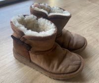 Winterstiefel Boots UGG Mädchen Gr. 30 braun Bayern - Oerlenbach Vorschau