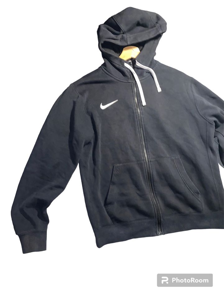 Nike SB Jacke in Nordenholz