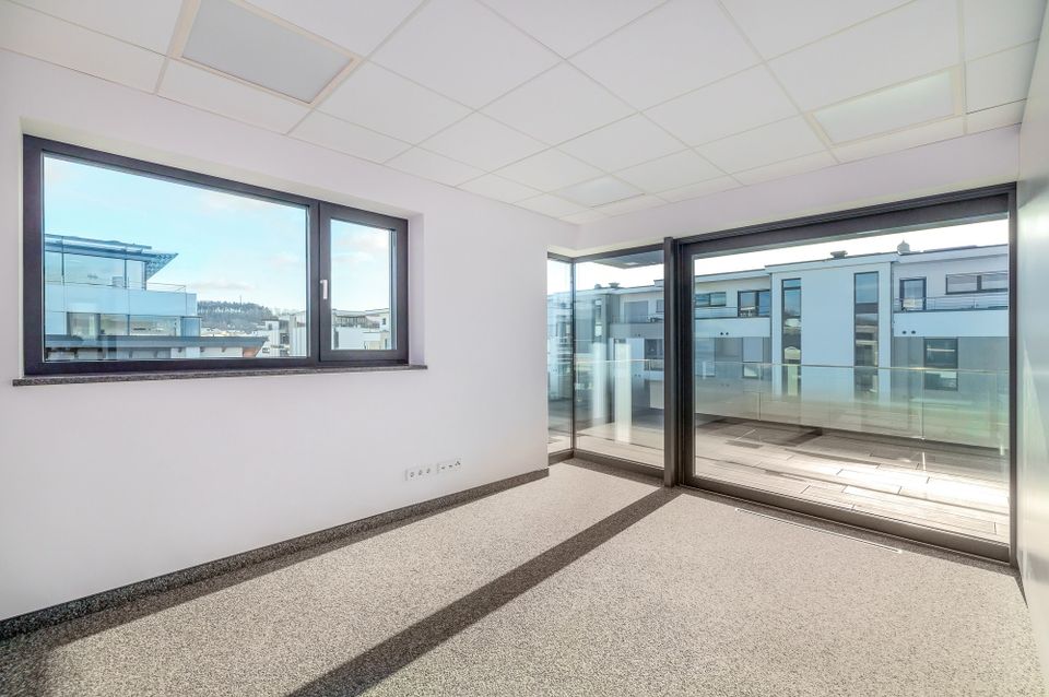 Modernes Dachgeschoss Büro in Toplage Montabaur in Montabaur