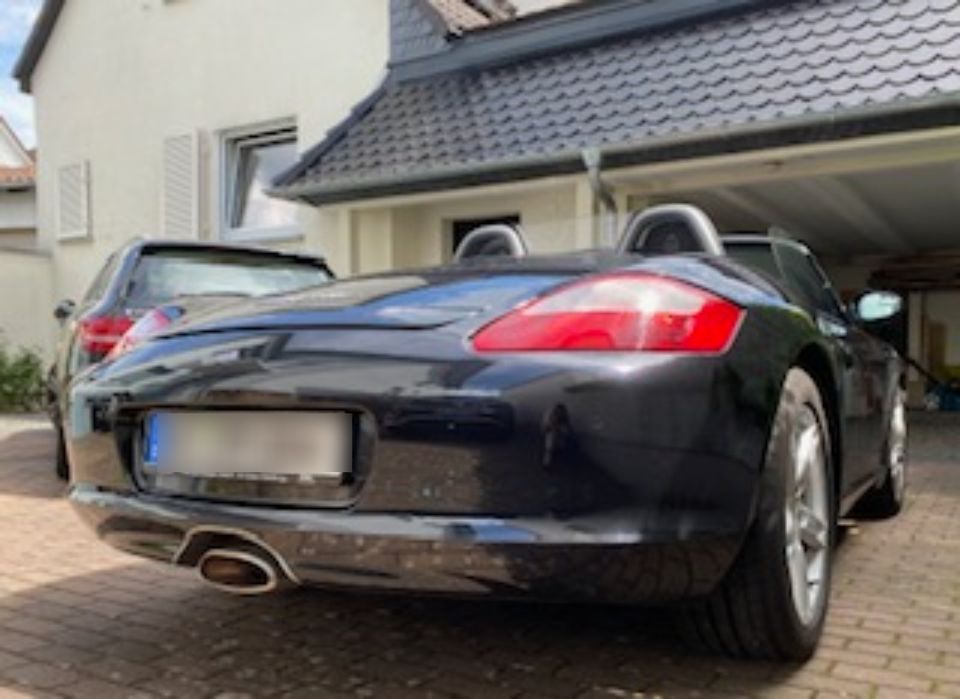 Porsche Boxster 2.7, 66.600 km sehr gepflegt,Scheckheft lückenlos in Obertshausen