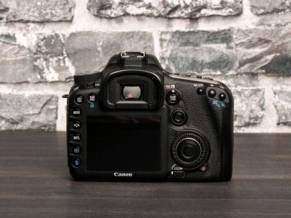 Canon EOS 7D Body !Top Zustand! DSLR Spiegelreflexkamera in Daubach