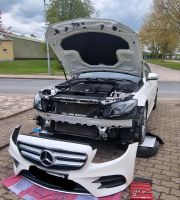 Mercedes-Benz E W213 AMG Line Kühlergrill Niedersachsen - Moringen Vorschau