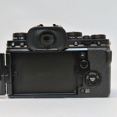 Fujifilm X-T4 Kamera Schwarz Body / 15260 Auslösungen / OVP in Landau in der Pfalz