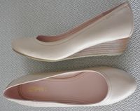 Esprit Ballerinas Pumps Keilabsatz Leder rosa puder 39 NEU NP80€ Rheinland-Pfalz - Üxheim Vorschau