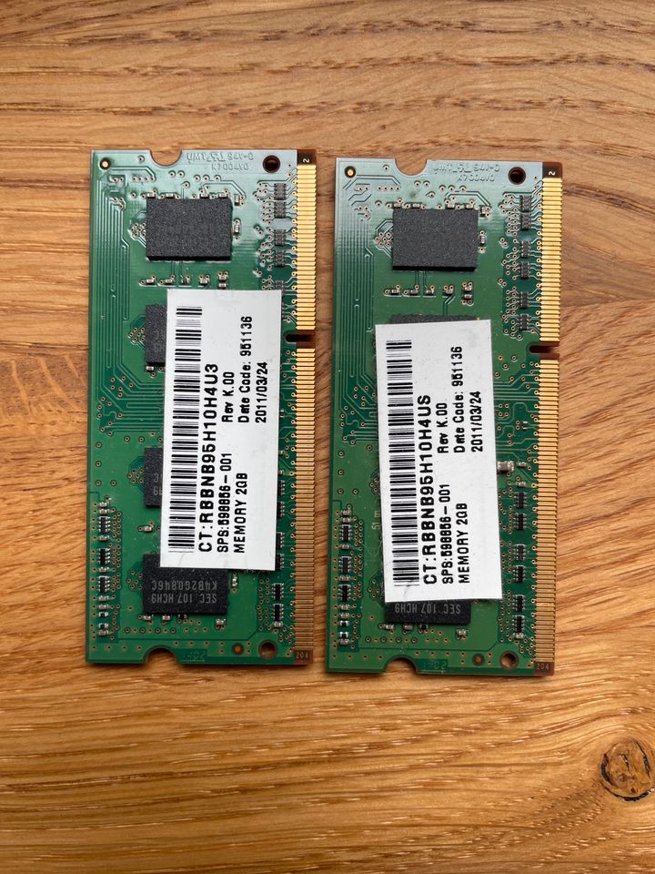 2 * 2GB DDR3 SO-DIMM Arbeitsspeicher in Kassel