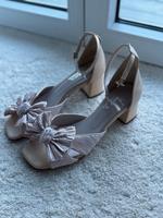 Fiarucci Brautschuhe Hochzeitsschuhe Pumps Highheels Sandalen Nordrhein-Westfalen - Herford Vorschau