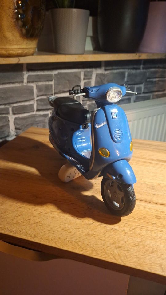 Vintage Vespa Mattel 2002 Vintage in Dortmund