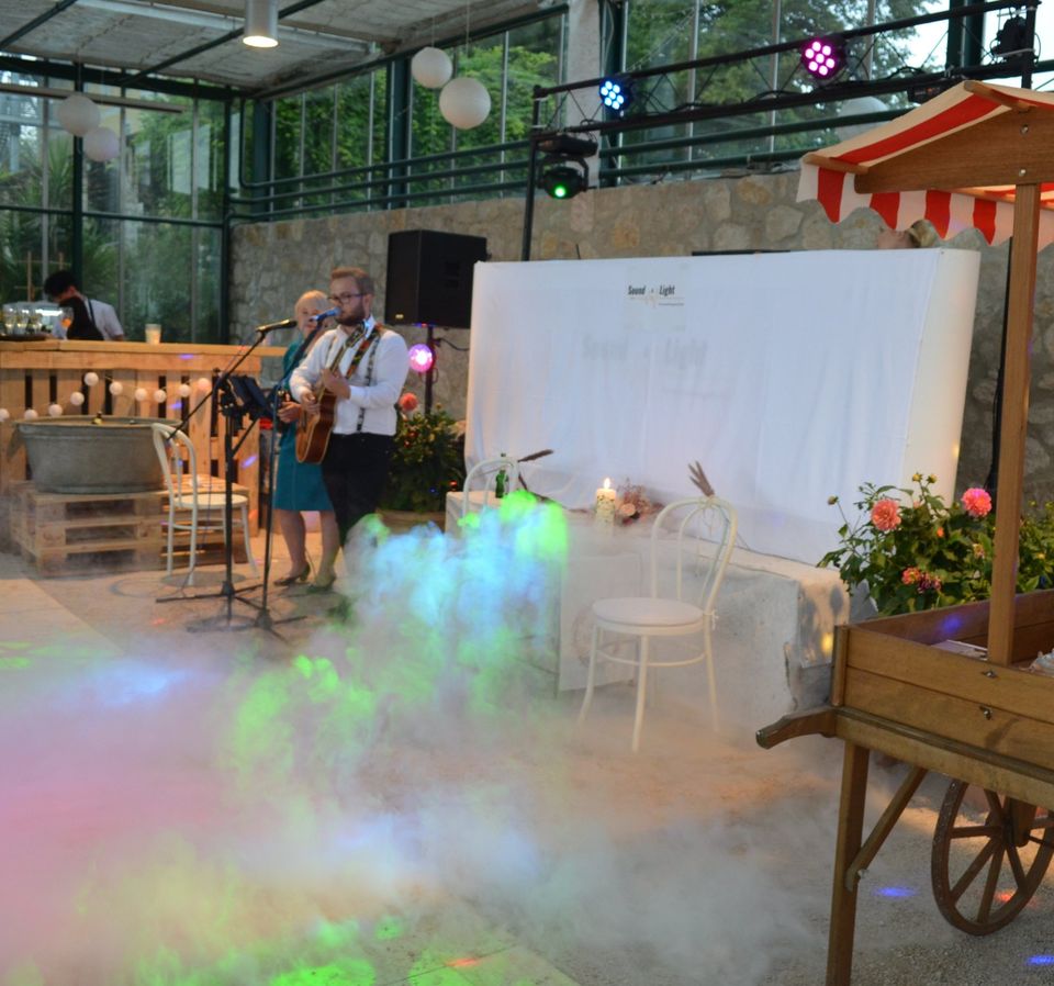 https://www.sound-light-dj.com Hochzeit Party Event DJ Band in Rohrdorf