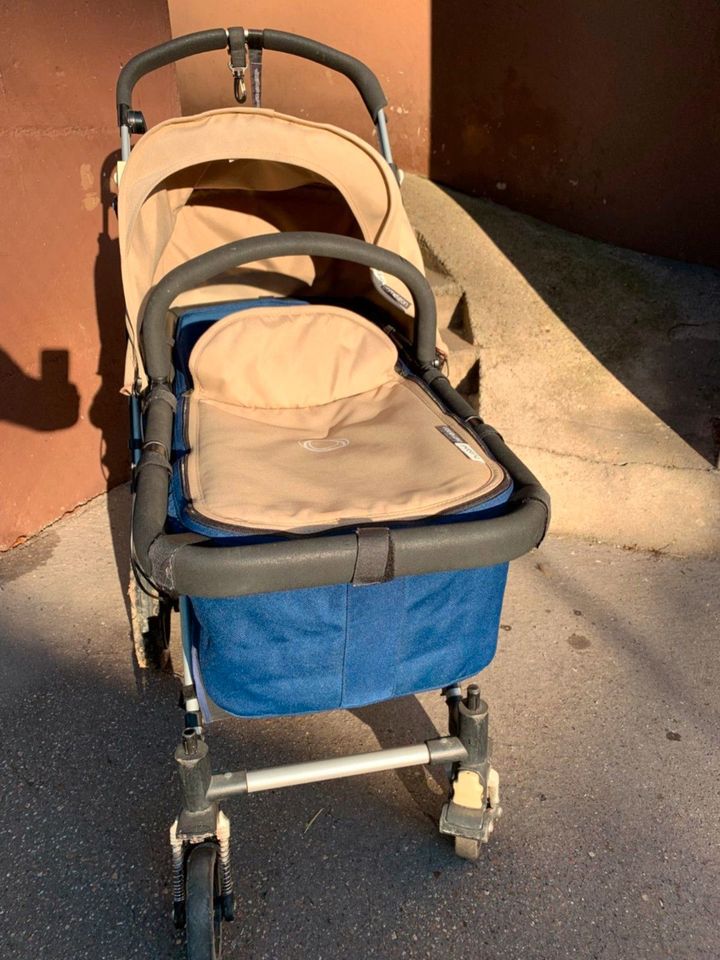 Kinderwagen Bugaboo Cameleon mit zwei Aufsätzen und viel Zubehör in Karlsruhe