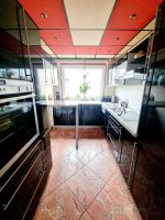 Küche schwarz hochglanz 45iger Spülmaschine Neff Ofen u Herd Berlin - Pankow Vorschau
