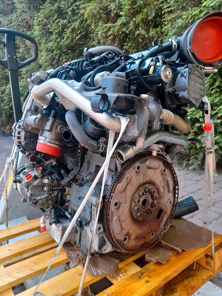 VOLVO S60 V40 S90 V90 XC60 XC90 D4204T14 D4204T23 MOTOR KOMPLETT in Leverkusen