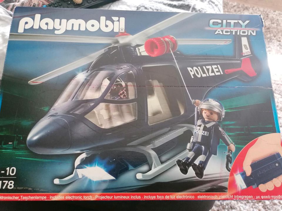 Playmobil Polizei Hubschrauber mit LED Suchscheinwerfer in Luckau