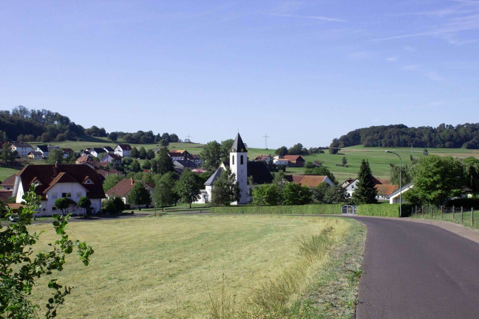 Baugrundstück in ruhiger Lage mit schönem Ausblick ohne Bauträgerbindung in Kalbach