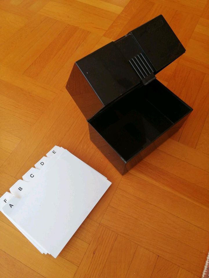 Karteikarten Box mit Register zu verschenken in Velbert