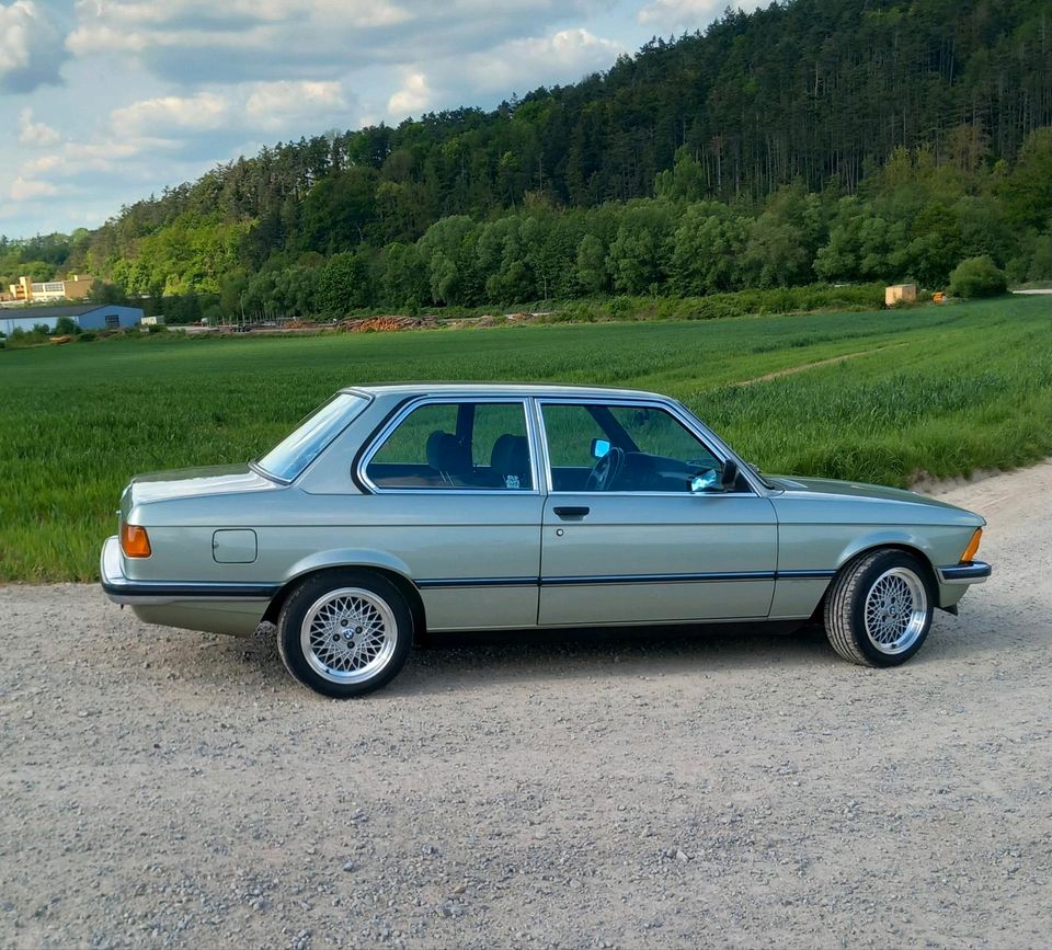 BMW ,  E 21 318i in Springe