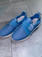 Sneaker Blau mit Strass Steinen Größe 37 Neu Baden-Württemberg - Sachsenheim Vorschau