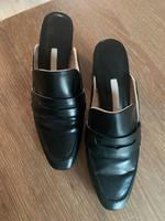 Schuhe, Mules, H&M schwarz Größe 37 wie neu Niedersachsen - Helmstedt Vorschau